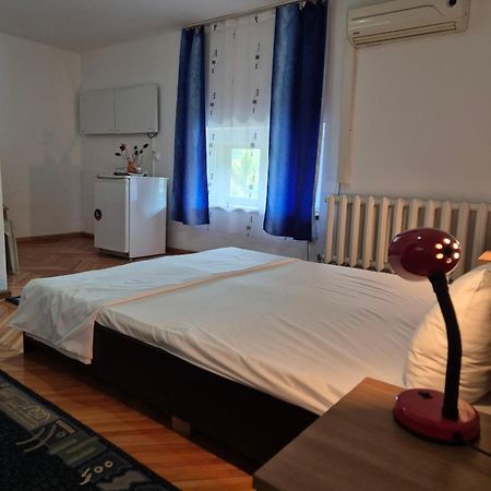 Vila Crinilor Călimăneşti Eksteriør billede